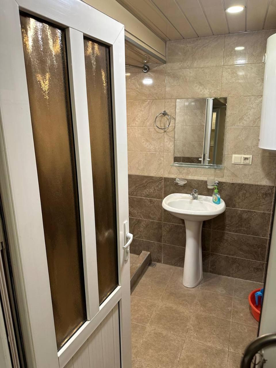 Ghazaryan Apartment Yerevan Ngoại thất bức ảnh
